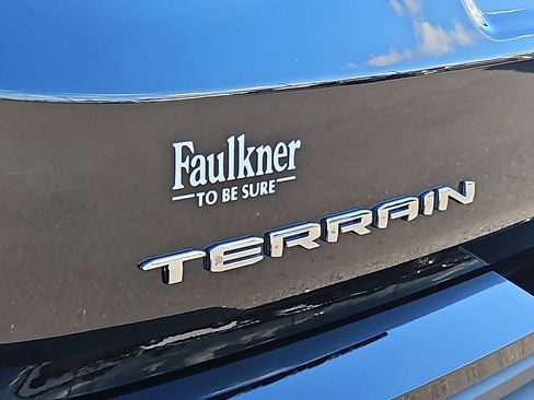 Certified 2022 GMC Terrain SLE w/ Driver Convenience Package image 30