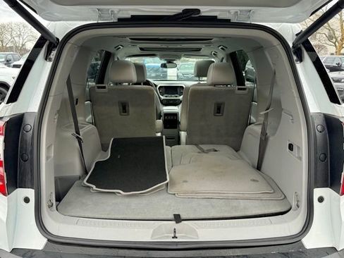 Used 2023 GMC Acadia SLT image 10