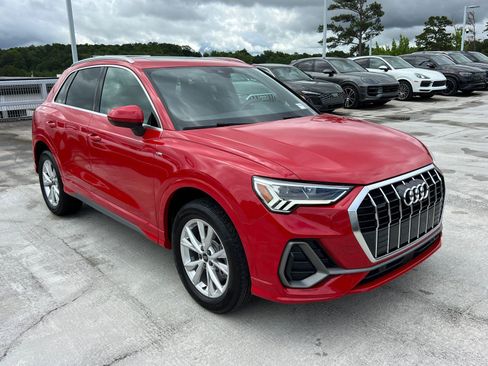 Used 2025 Audi Q3 2.0T Premium AWD/4WD image 3