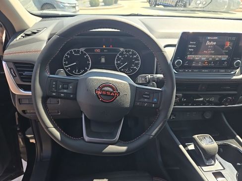 New 2026 Nissan Rogue SV image 7