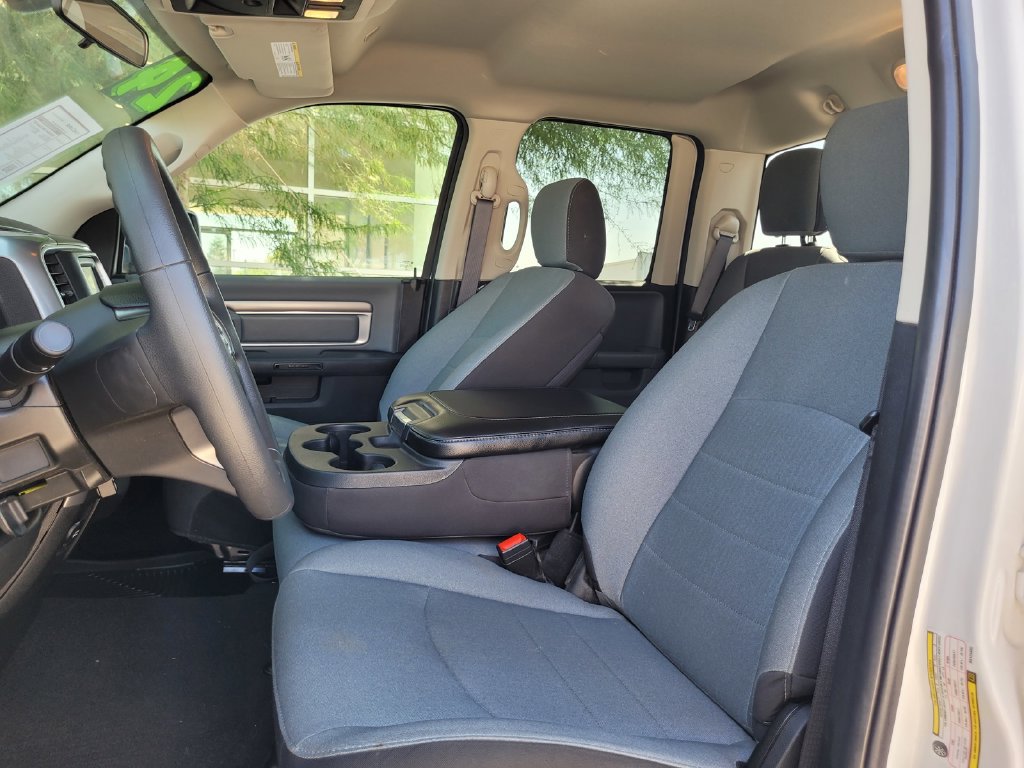 Used 2024 RAM 1500 Classic SLT AWD/4WD image 12