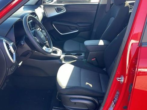 Used 2024 Kia Soul LX w/ Option Group 015 image 23