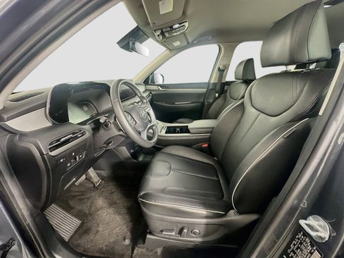 Used 2025 Hyundai Palisade SEL FWD image 13