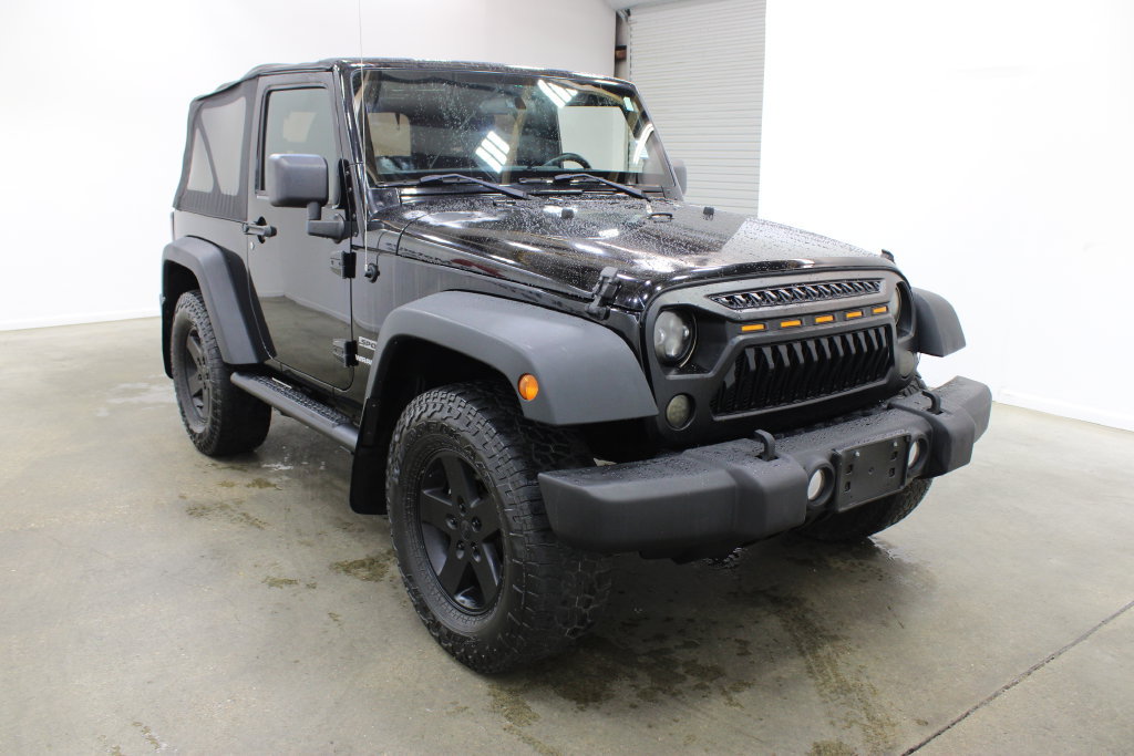 Used 2013 Jeep Wrangler Sport AWD/4WD image 6