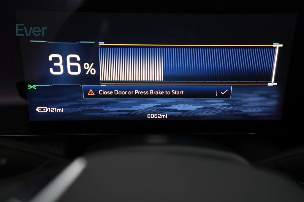 Used 2024 Chevrolet Equinox EV LT w/ LPO, Blackout Package FWD image 7