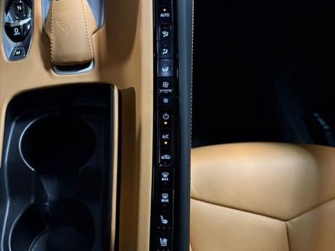 Used 2024 Chevrolet Corvette Stingray w/ Z51 Performance Package image 26