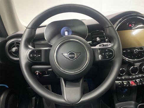 Certified 2023 MINI Cooper 2-Door Hardtop FWD image 15