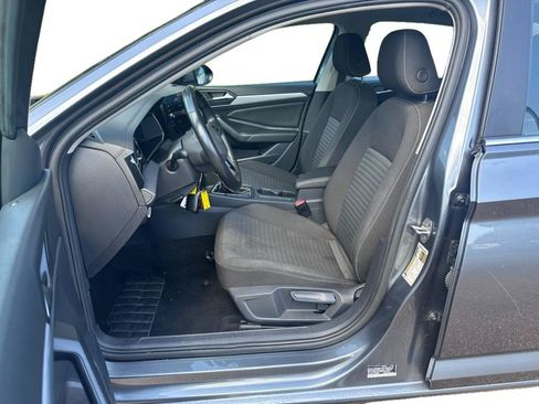 Used 2025 Volkswagen Jetta S FWD image 8