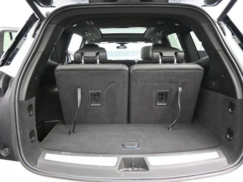 Used 2024 Cadillac XT6 Luxury w/ LPO, Floor Liner Package AWD/4WD image 26