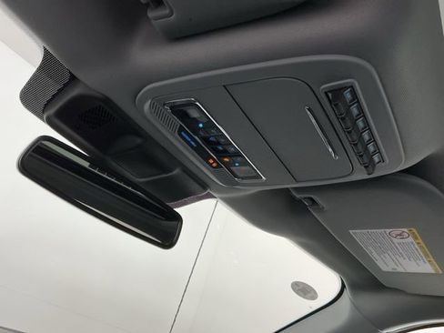 Certified 2025 Ford F350 Lariat w/ Black Appearance Package image 24