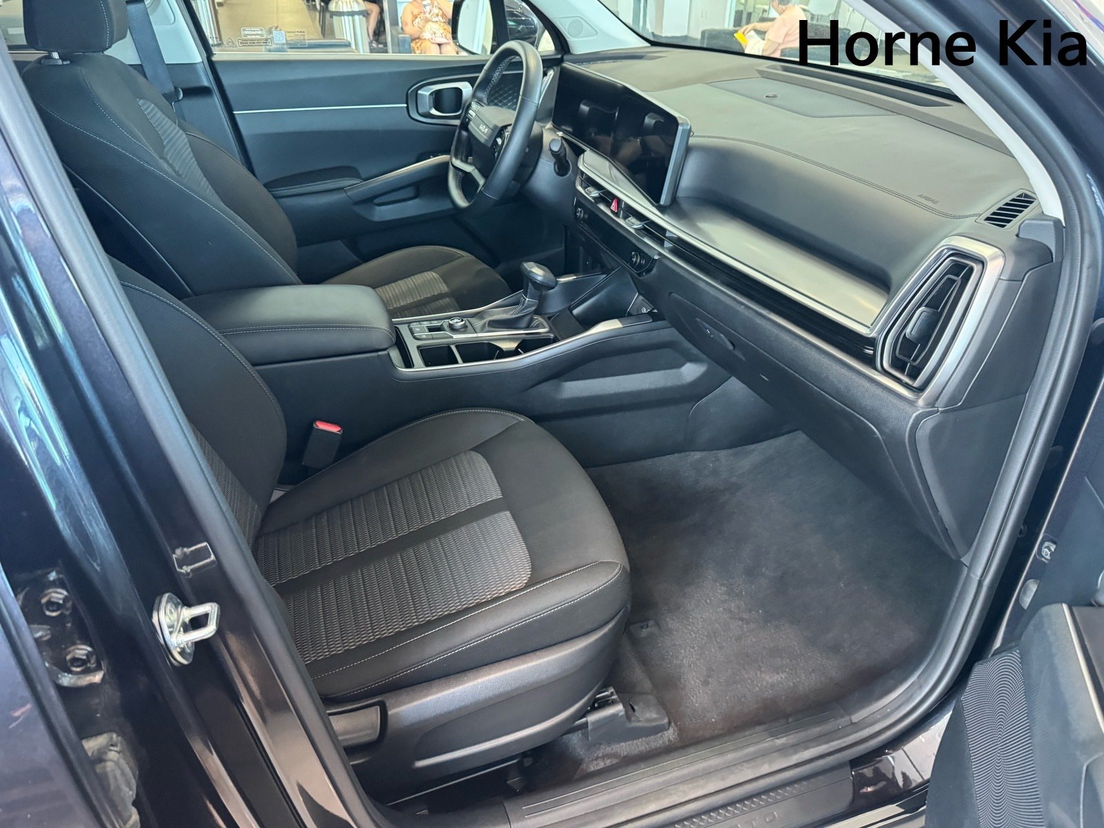 New 2026 Kia Sorento LX FWD image 18