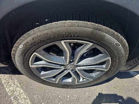 Used 2020 Honda CR-V Touring image 19