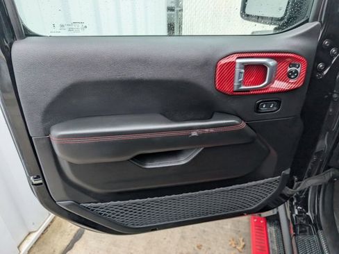 Used 2024 Jeep Wrangler Unlimited Rubicon image 8