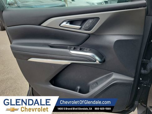 Certified 2024 Chevrolet Traverse LT AWD/4WD image 37