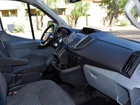 Used 2017 Ford Transit 350 XLT image 22