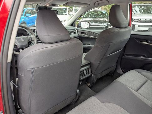 Used 2025 Toyota Camry LE image 22