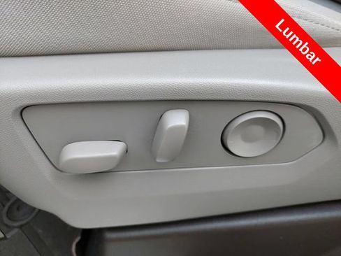 Used 2023 Chevrolet Silverado 1500 LT AWD/4WD image 15