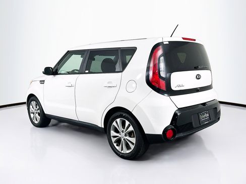 Used 2016 Kia Soul + FWD image 5
