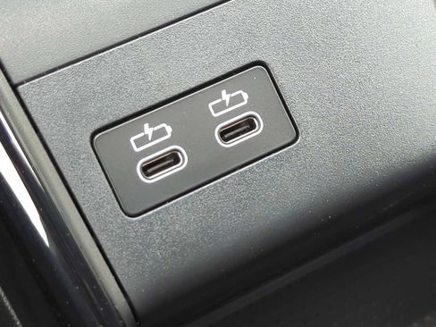 Used 2025 BMW X1 xDrive28i w/ Technology Package image 32