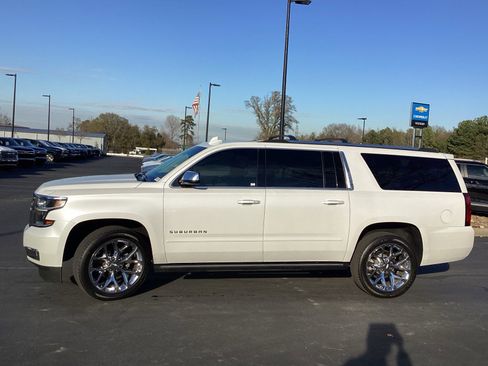 Used 2019 Chevrolet Suburban Premier image 6