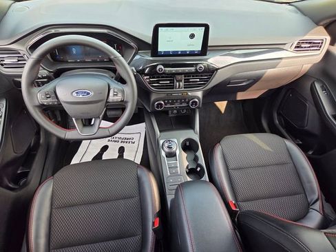 Certified 2025 Ford Escape ST-Line image 14