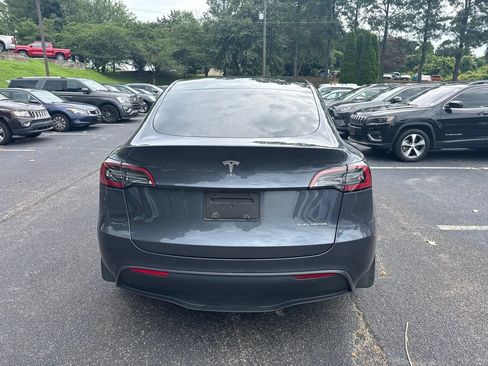 Used 2023 Tesla Model Y Long Range AWD/4WD image 4