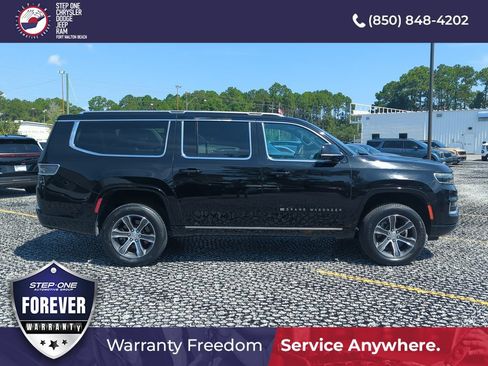 Used 2024 Jeep Grand Wagoneer L 4WD image 7