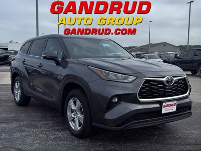 Used 2020 Toyota Highlander LE