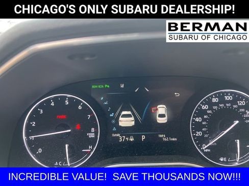 Used 2019 Toyota Avalon XLE image 3