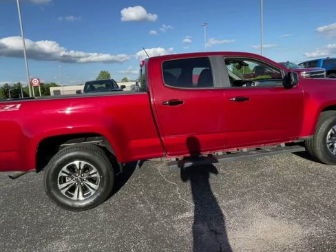 Used 2022 Chevrolet Colorado Z71 AWD/4WD image 8