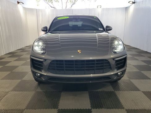 Used 2017 Porsche Macan image 2