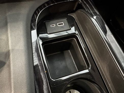 Used 2021 Cadillac Escalade Sport w/ Driver Assist Tech Package image 22