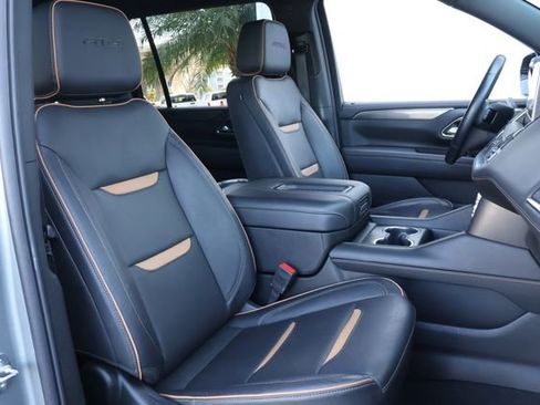 Used 2024 GMC Yukon XL AT4 w/ Technology Package image 26