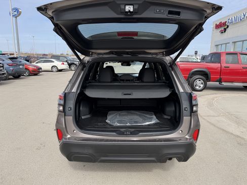 Used 2025 Subaru Forester Premium w/ Convenience Package #1 AWD/4WD image 22
