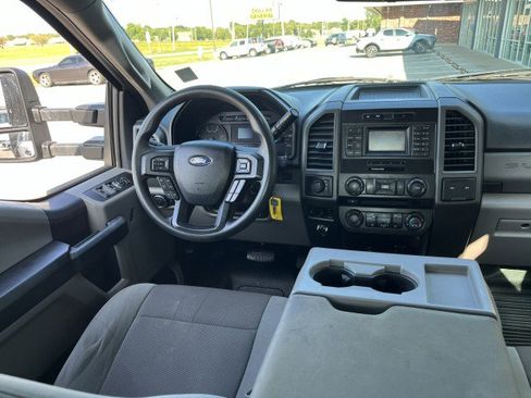 Used 2017 Ford F350 XL w/ Power Equipment Group image 7