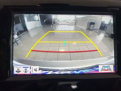 Used 2018 Toyota Camry XLE FWD image 27