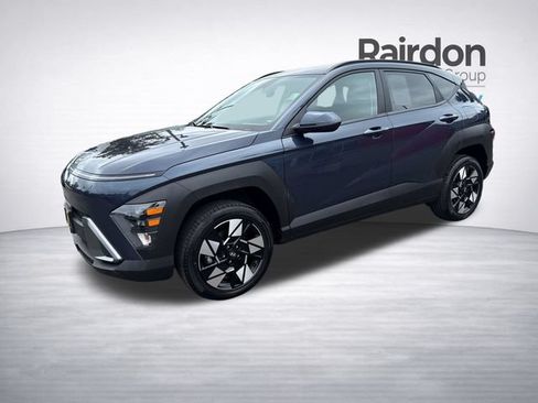 Used 2024 Hyundai Kona SEL AWD/4WD image 3