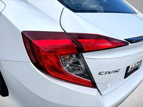 Used 2020 Honda Civic Sport image 29