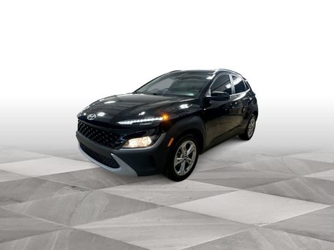 Used 2023 Hyundai Kona SEL FWD image 4