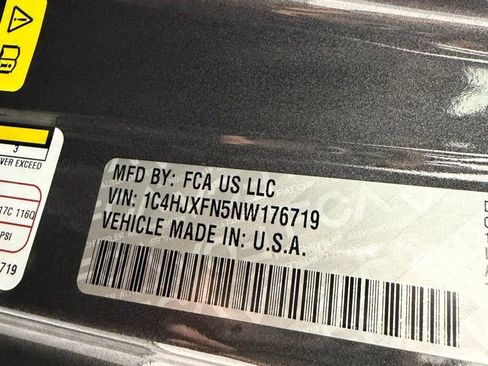 Used 2022 Jeep Wrangler Unlimited Rubicon image 39