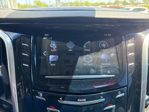 Used 2020 Cadillac Escalade Luxury w/ LPO, Radiant Package AWD/4WD image 20