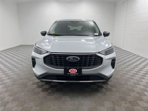 New 2026 Ford Escape Active w/ Cold Weather Package AWD/4WD image 2