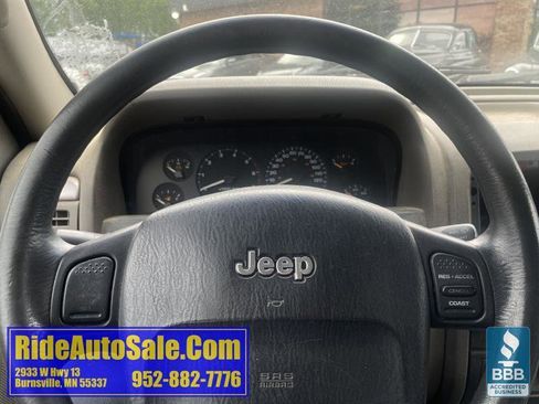 Used 2003 Jeep Grand Cherokee Laredo AWD/4WD image 18