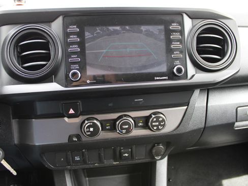 Used 2022 Toyota Tacoma SR RWD image 13