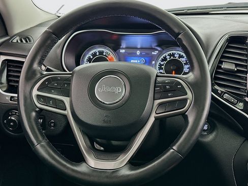 Used 2020 Jeep Cherokee Limited image 8