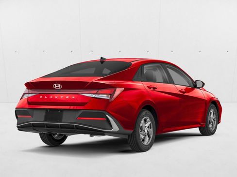 Certified 2026 Hyundai Elantra SE w/ Cargo Package FWD image 2