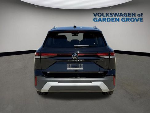 New 2026 Volkswagen Tiguan SE AWD/4WD image 6