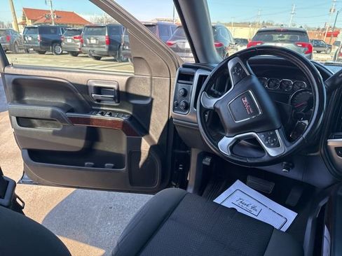 Used 2018 GMC Sierra 1500 SLE image 15