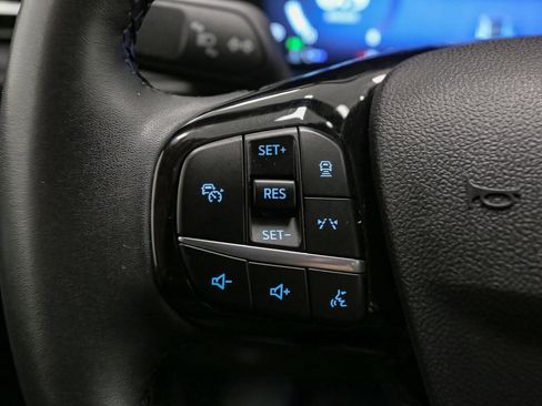 Used 2023 Ford Escape Platinum image 37