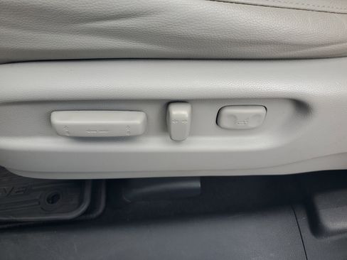 Certified 2017 Honda Ridgeline RTL-E image 9